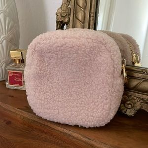Stoney Clover mini cozy sherpa pouch in light pink
